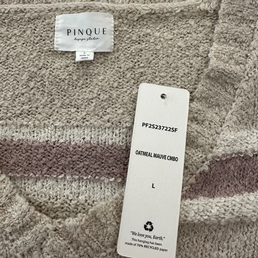 PINQUE nwt sweater